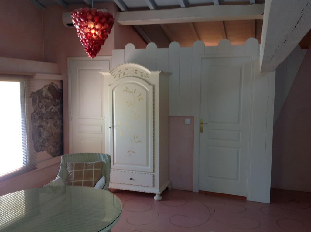 Maison D'Hotes Les Chambres De Mon Moulin Pégomas Szoba fotó